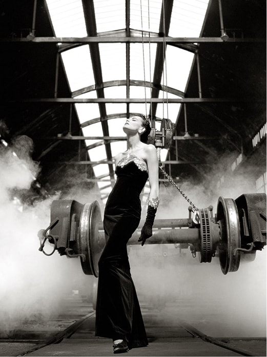 Albert Watson. Ines de la Fressange – Chanel, 1985. Предоставлено галереей Люмьер